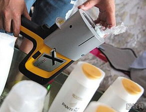 高仿日用品充斥市场 低价的诱惑与致癌风险的警示